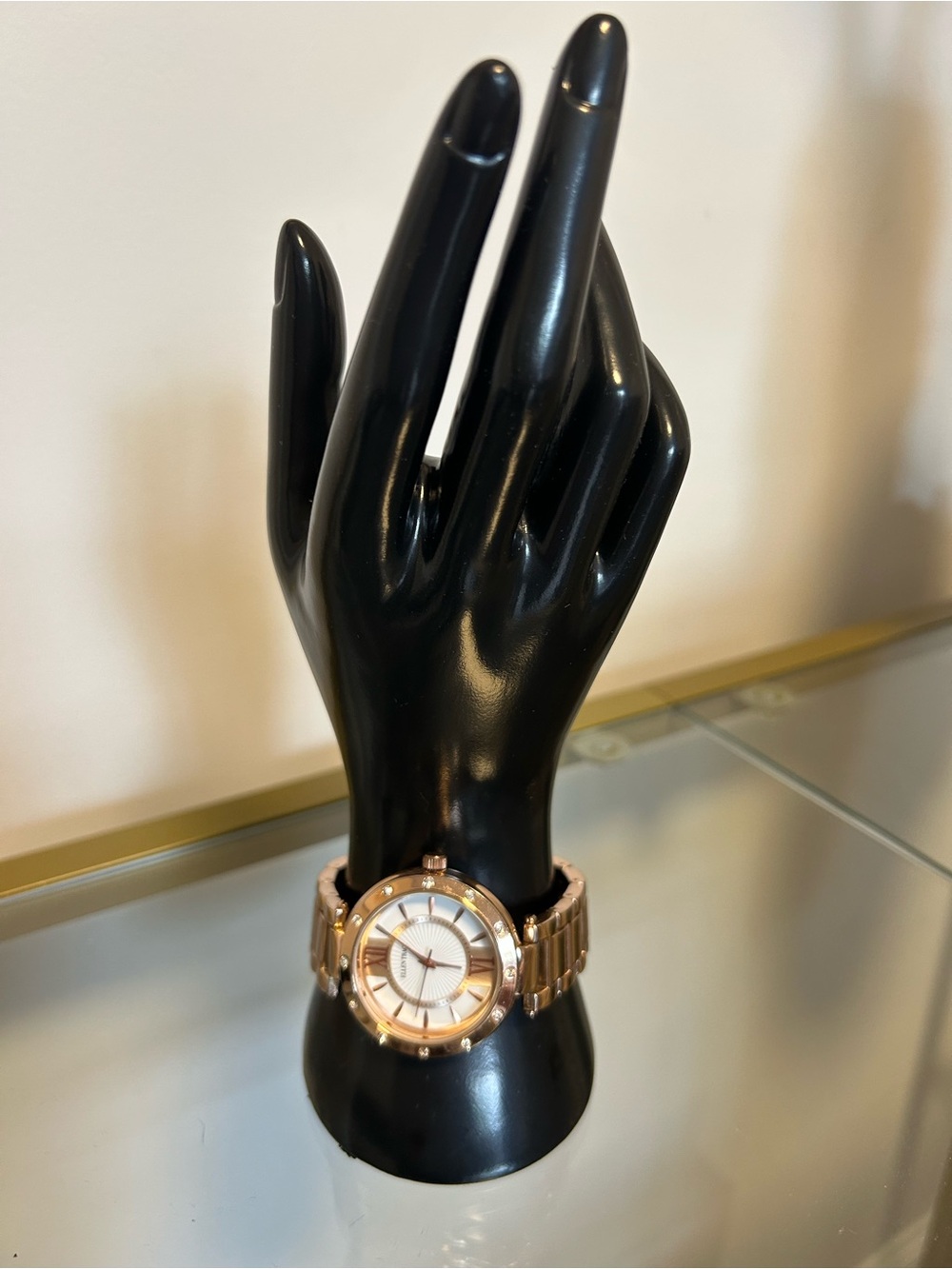 Ellen Tracy Rose Gold Women's Bracelet Watch - Stylish Accessory